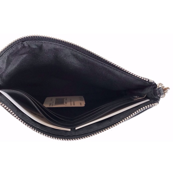 💕 SALE 💕 COACH Large Chain Wristlet - Picture 3 of 4